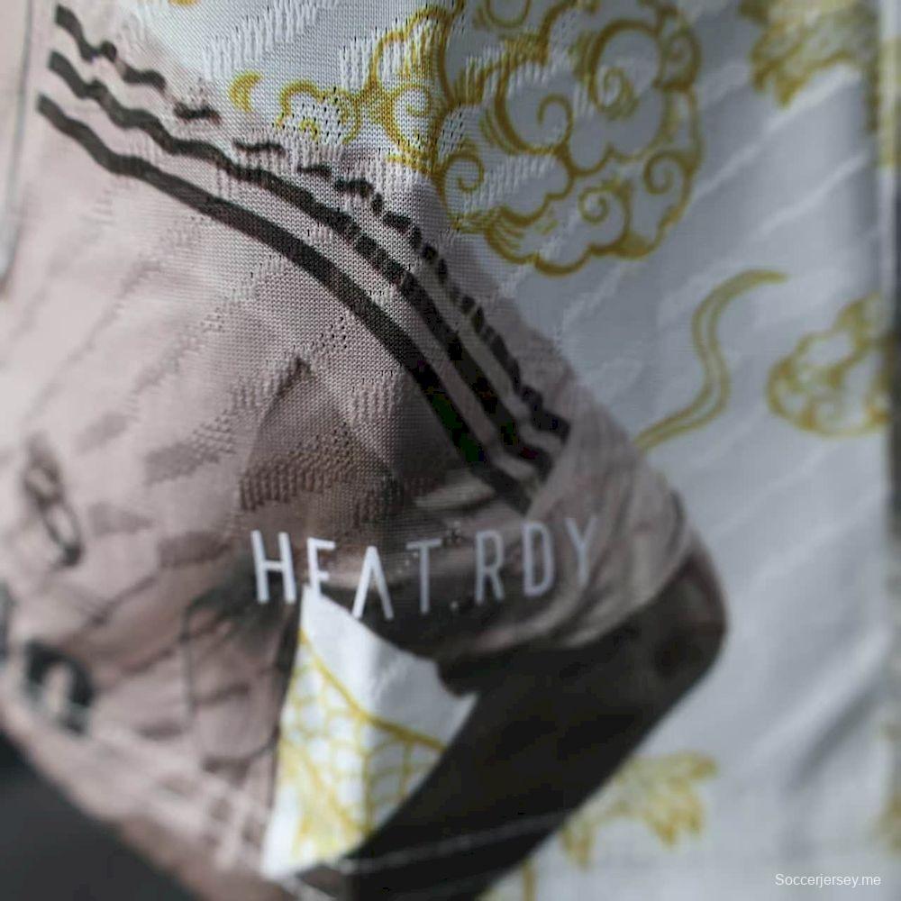 2025/26 نسخة اللاعبين 2025/26 قميص خاص للرجال لريال مدريد