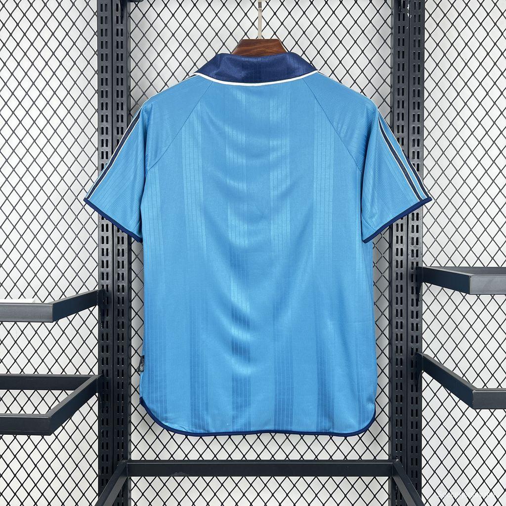 القميص الثالث لفريق ريال مدريد من موسم 1999/2000 (إصدار رجعي)