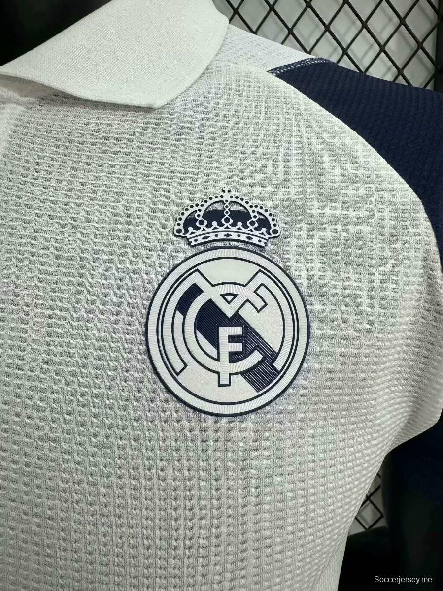 إصدار اللاعب 24/25 قميص بولو أبيض داكن اللون الكحلي لريال مدريد
