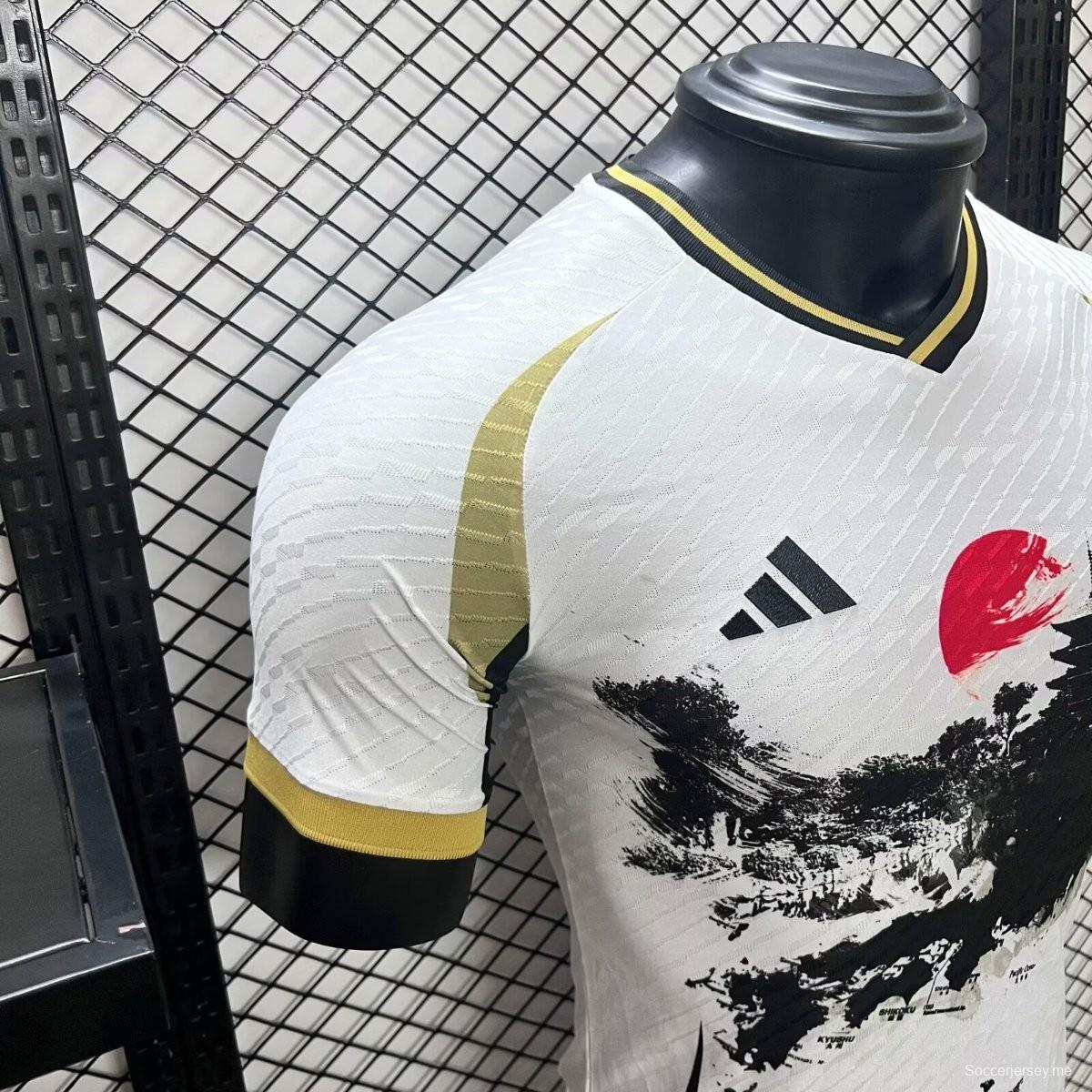 إصدار اللاعب 2024 قميص قميص قميص اللاعب 2024 اليابان الرسم بالحبر
