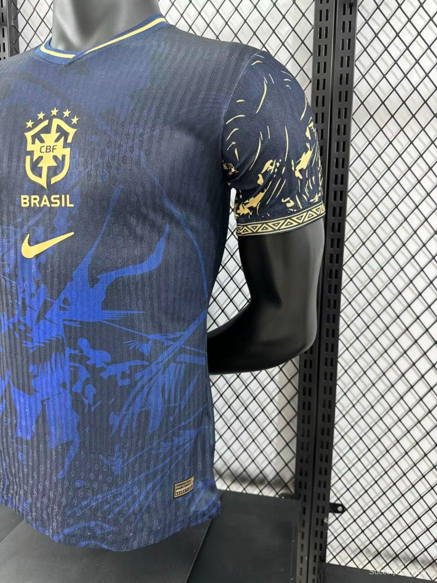 نسخة اللاعب 2024 قميص خاص بالبرازيل 2024 باللون الأزرق الداكن
