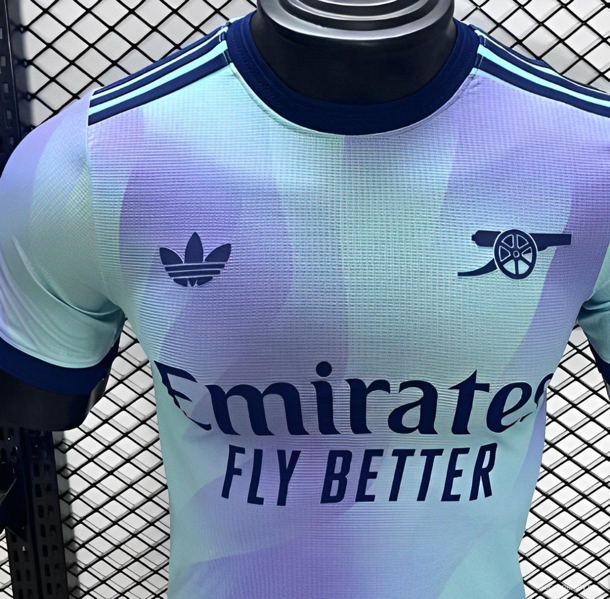 إصدار اللاعب 24/25 القميص الأزرق الثالث لأرسنال 24/25
