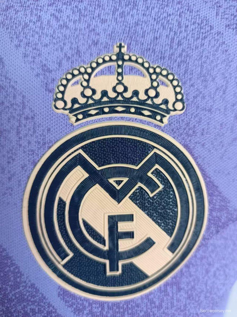 إصدار اللاعب 24/25 قميص بولو أرجواني لريال مدريد 24/25