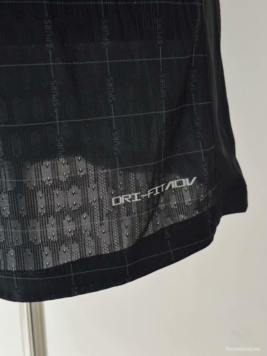 إصدار اللاعب 25/26 قميص توتنهام هوتسبير توتنهام هوتسبير بأكمام طويلة كحلي اللون