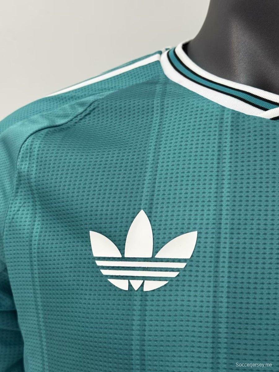 إصدار اللاعب 25/26 قميص ليفربول الثالث المسرب 25/26