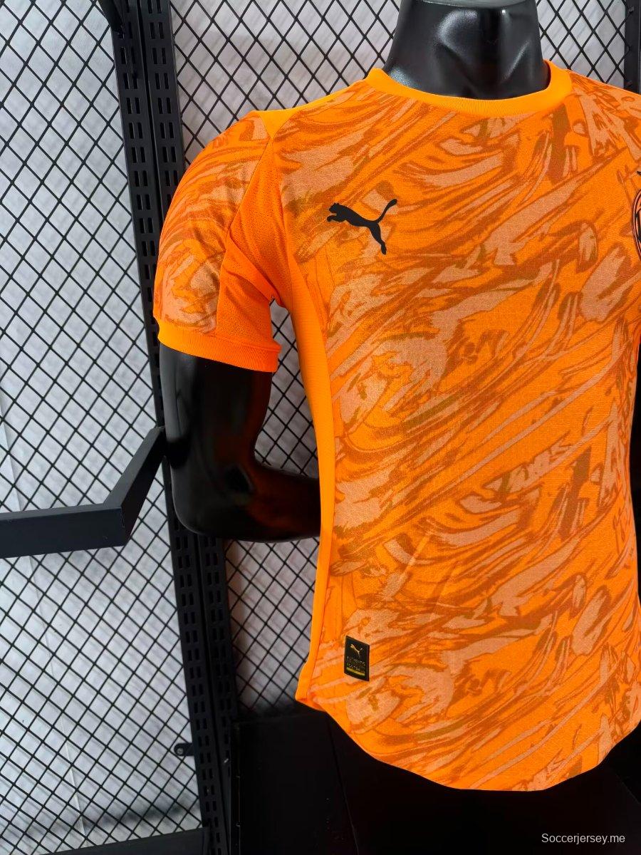 إصدار اللاعب 25/26 قميص ميلان برتقالي اللون البرتقالي