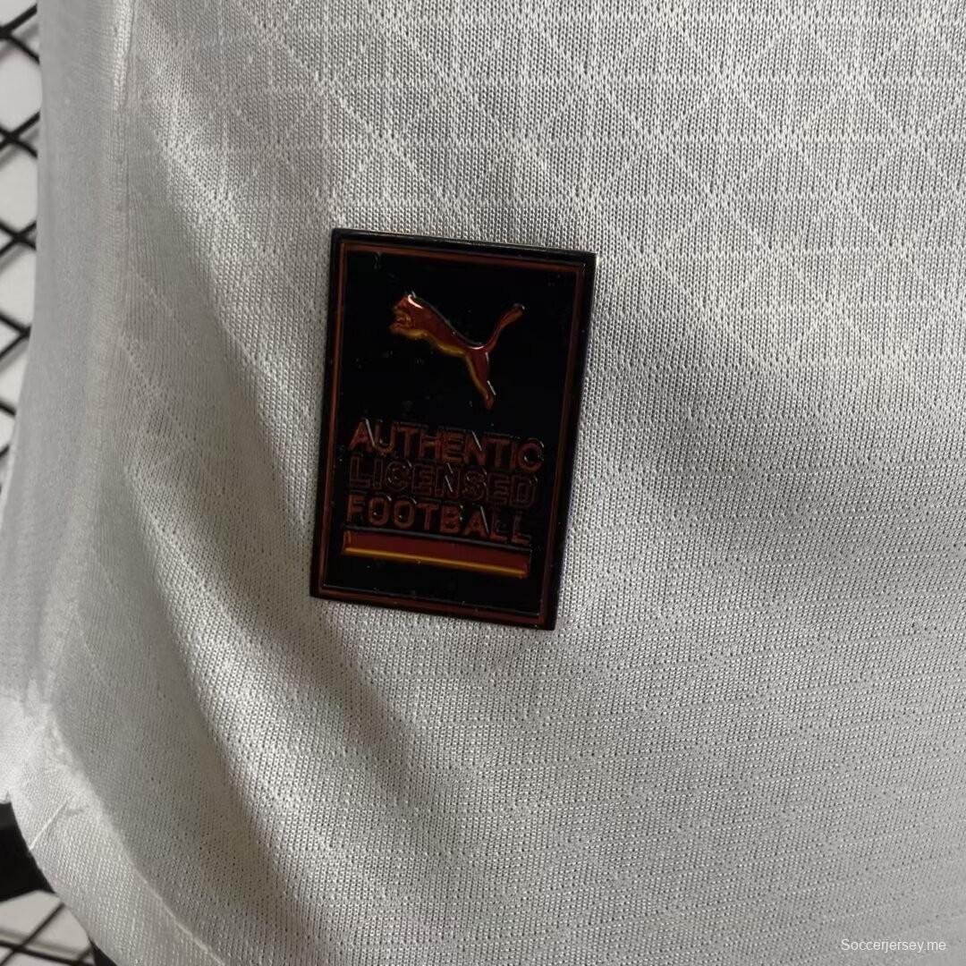 إصدار اللاعب 25/26 قميص مونتيري خارج الديار 25/26