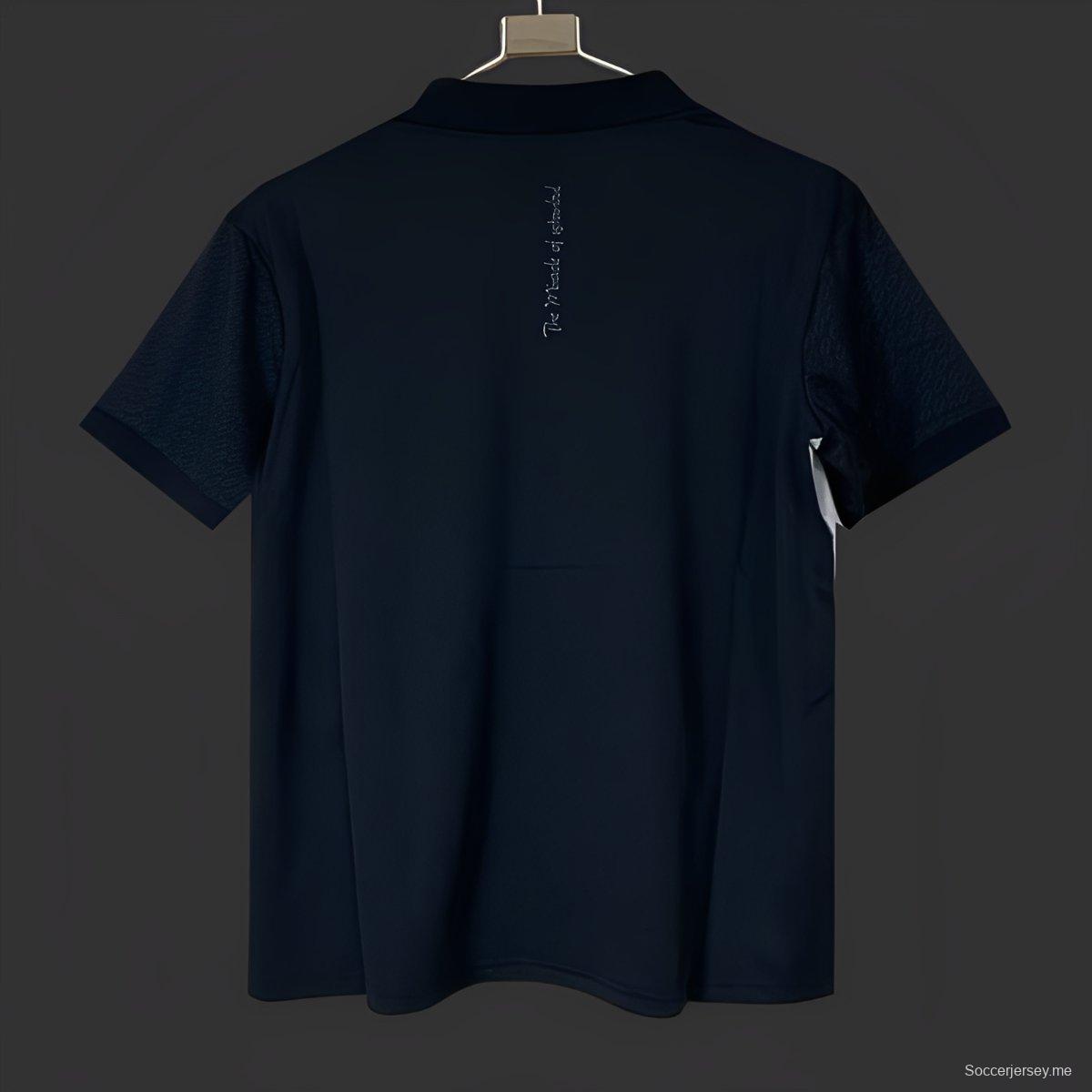 25/26 قميص بولو بولو ليفربول اسطنبول 2005 مطبوع عليه قميص أسود