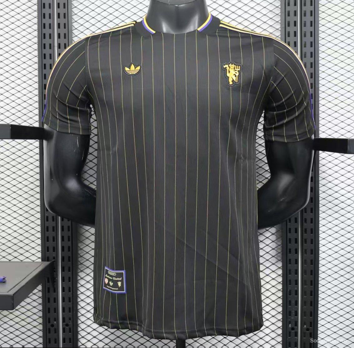 إصدار اللاعب 25/26 قميص مانشستر يونايتد كاجوال أسود اللون أسود اللون أسود كاجوال