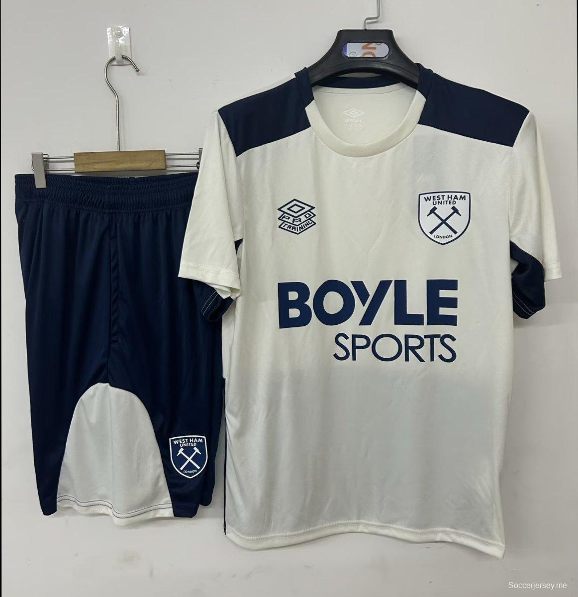 25/26 قميص تدريب وست هام يونايتد باللون البيج + شورت رياضي