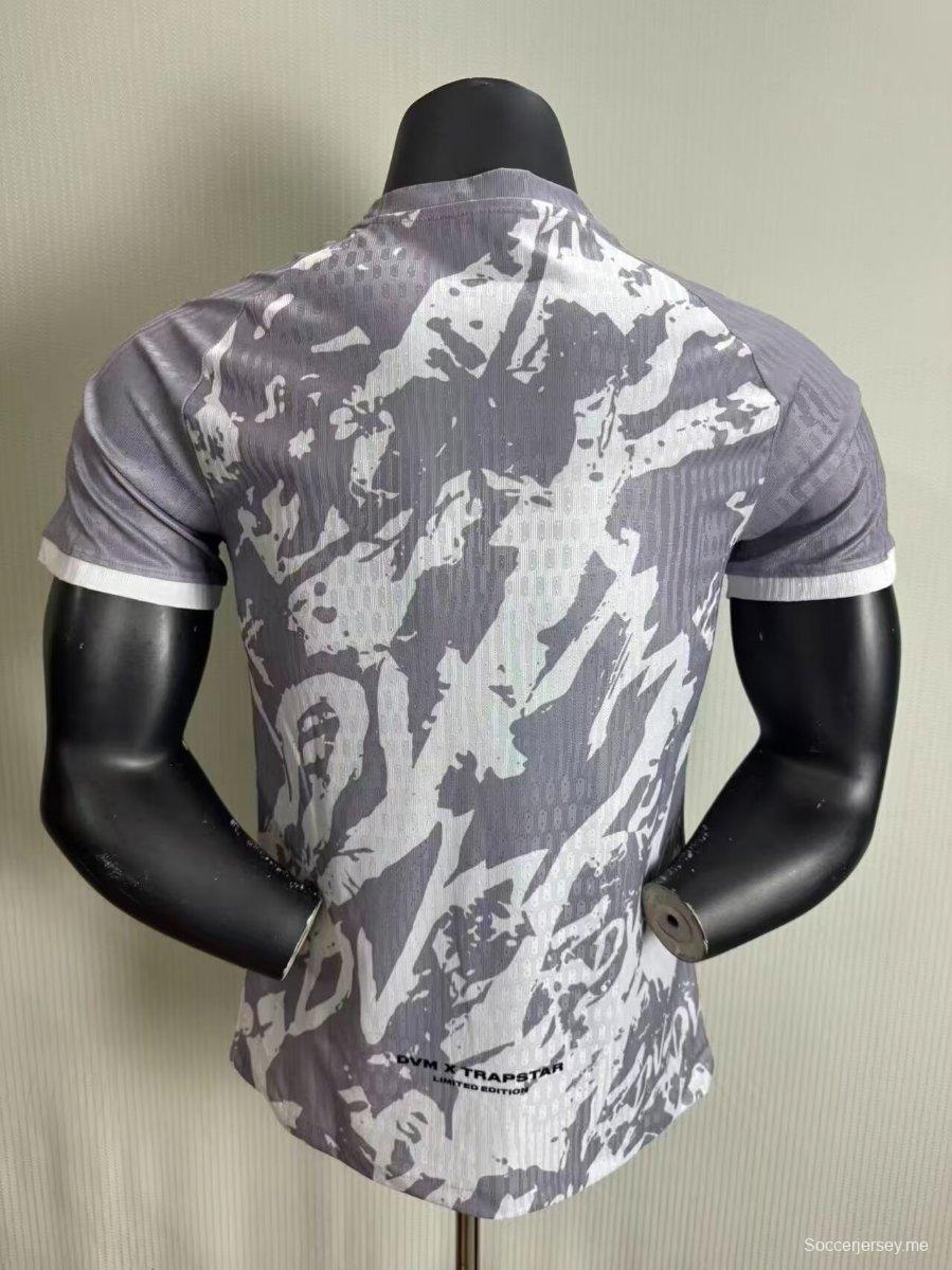 إصدار اللاعب 25/26 قميص ترابستار ترابستار DVM رمادي