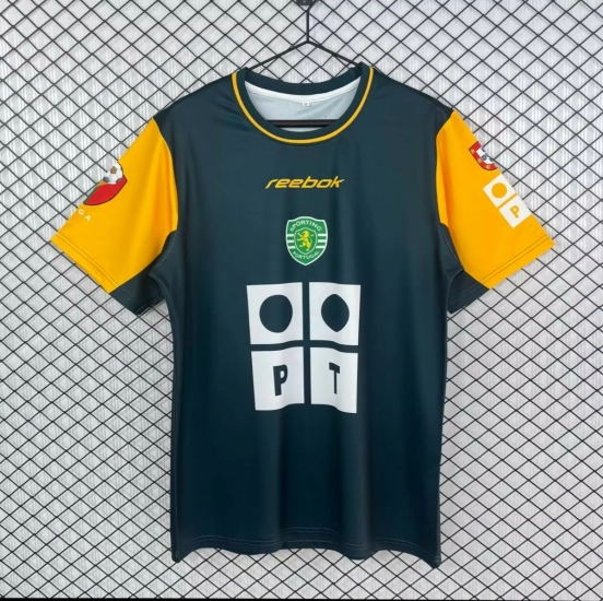 قميص التدريب لسبورتينج لشبونة البرتغالي كريستيانو رونالدو 02/03 ريترو