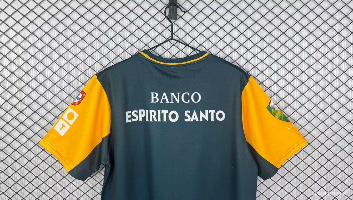 قميص التدريب لسبورتينج لشبونة البرتغالي كريستيانو رونالدو 02/03 ريترو