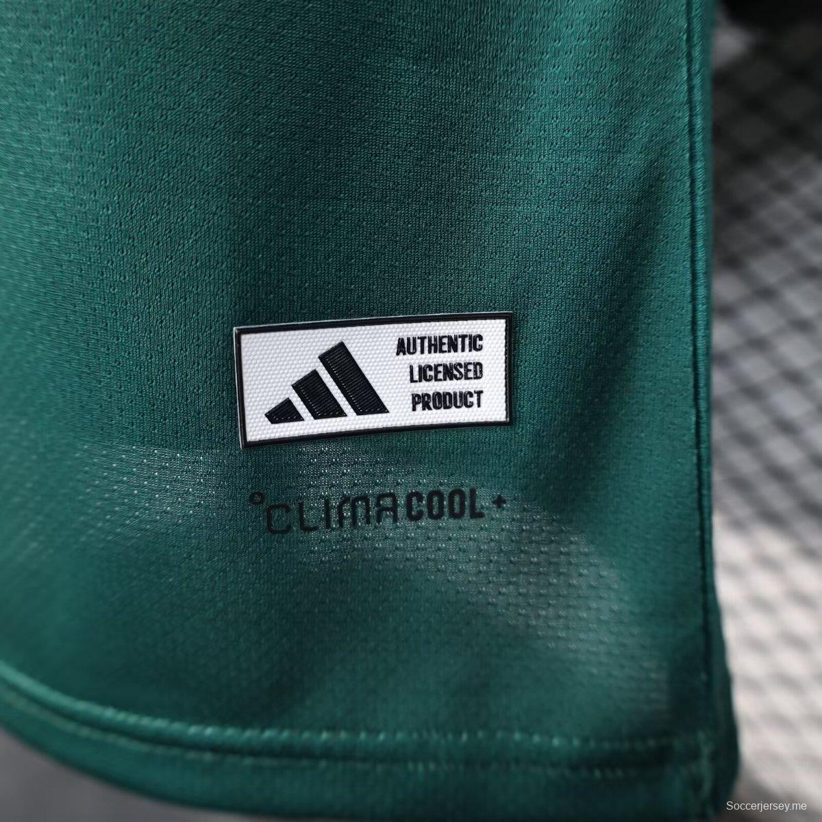 إصدار اللاعب 2026 قميص المملكة العربية السعودية الأخضر قبل المباراة 2026