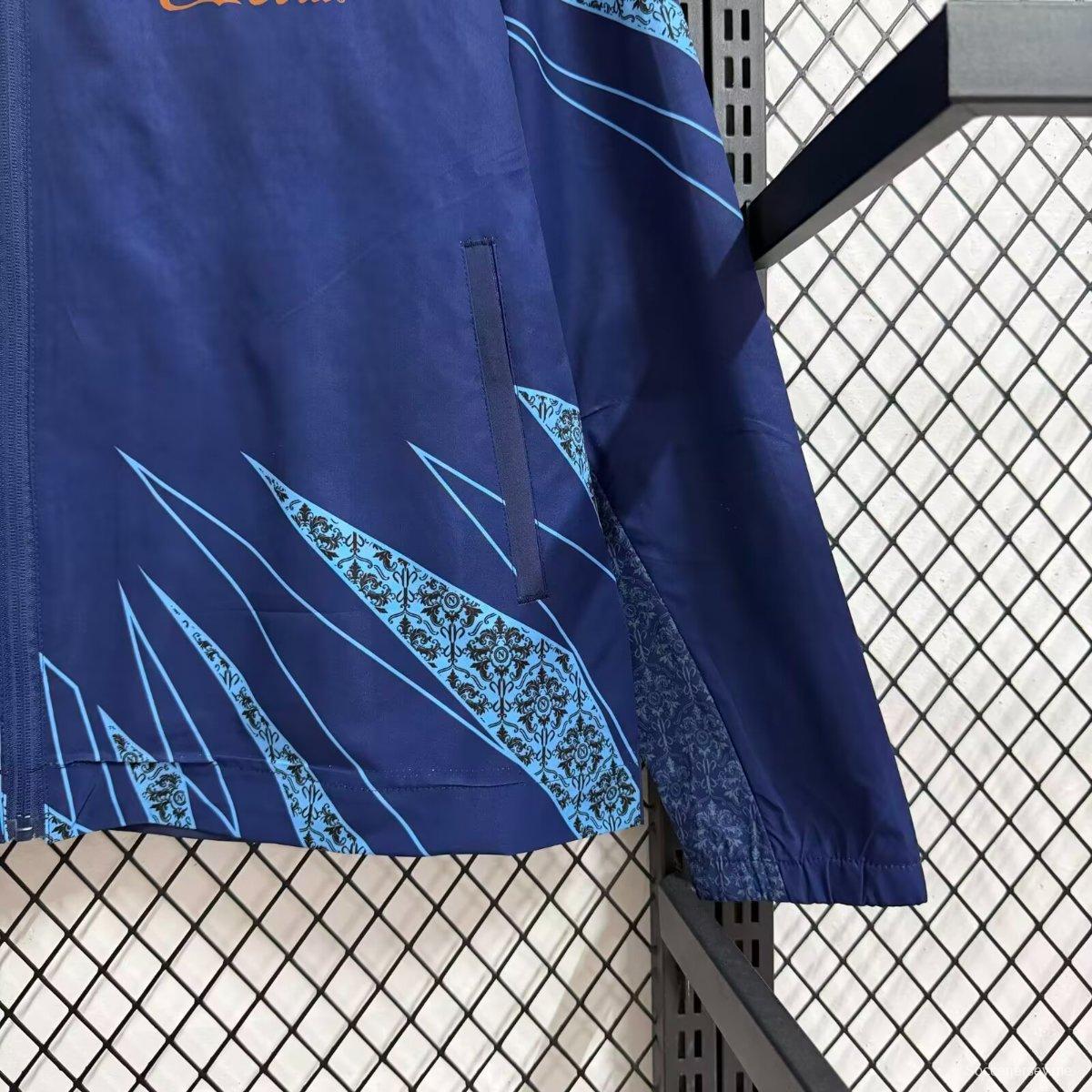 25/26 SSC Napoli سترة واقية من الرياح باللون الأزرق الداكن مع نمط هندسي وسحاب كامل