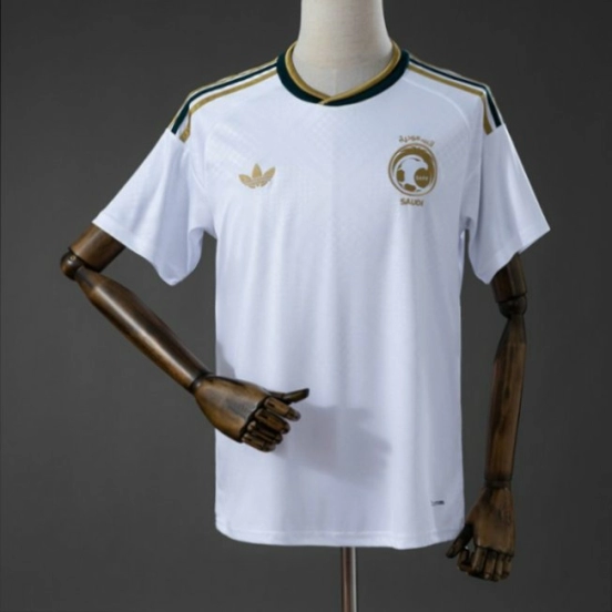 قميص المنتخب السعودي للعب خارج أرضه لعام 2026