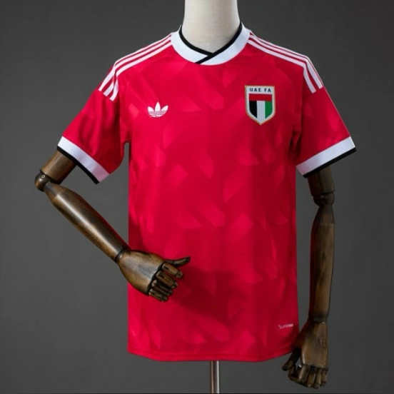 قميص المنتخب الإماراتي للخارج لعام 2026